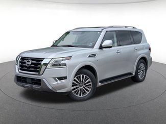 Used 2021 Nissan Armada SL w/ Captain's Chairs Package AWD/4WD video 1