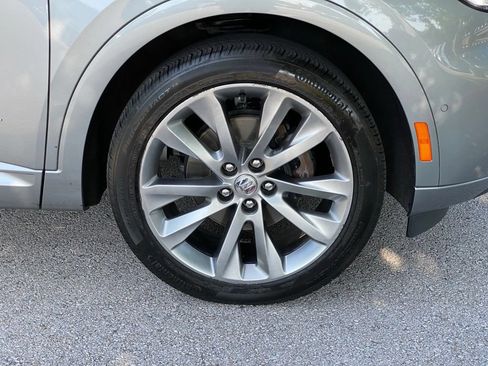 Used 2023 Buick Envision Avenir AWD/4WD image 33