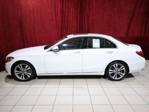 Used 2018 Mercedes-Benz C 300 C300 Premium image 4