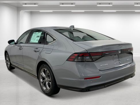 New 2025 Honda Accord EX-L image 5