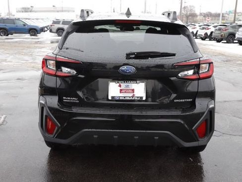 Used 2025 Subaru Crosstrek 2.5i Limited AWD/4WD image 4
