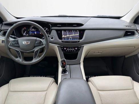Used 2019 Cadillac XT5 Luxury image 14