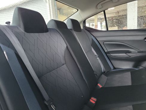 Used 2024 Nissan Versa SV FWD image 8