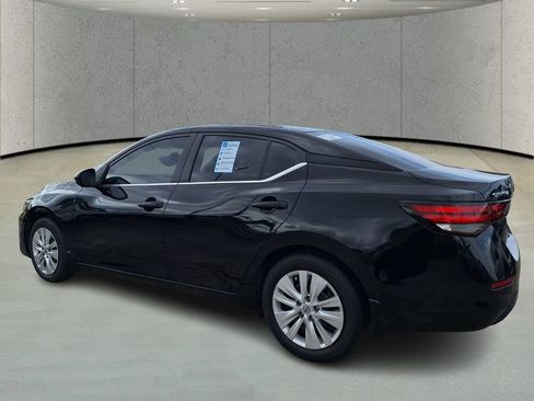 Used 2024 Nissan Sentra S image 7