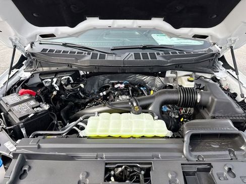 New 2026 Ford F150 XLT w/ Equipment Group 302A MID image 11