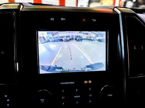 Used 2021 Ford F250 XLT w/ FX4 Off-Road Package AWD/4WD image 19