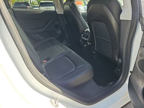 Used 2020 Tesla Model Y Long Range AWD/4WD image 15