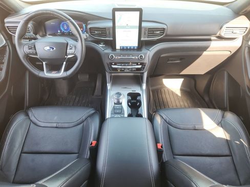 Used 2020 Ford Explorer ST w/ Premium Technology Package AWD/4WD image 18