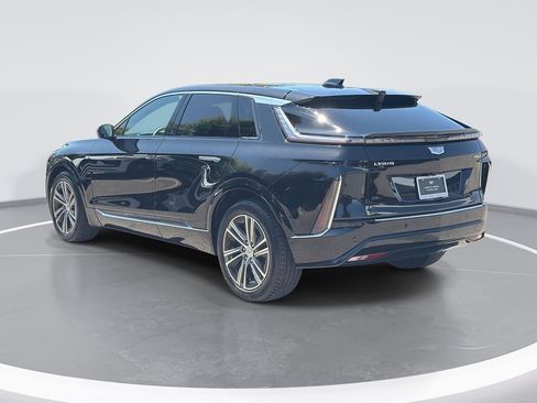 Certified 2024 Cadillac Lyriq Luxury RWD image 5