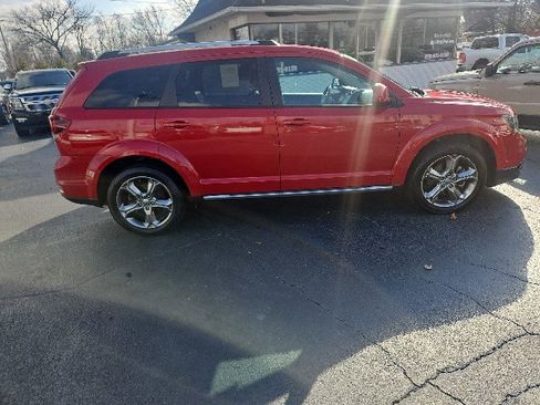 Used 2017 Dodge Journey Crossroad image 3