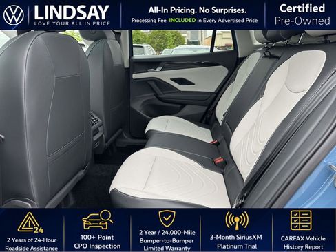 Used 2025 Volkswagen Tiguan SE AWD/4WD image 15