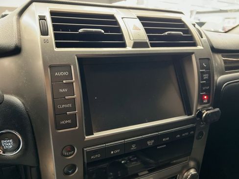 Used 2015 Lexus GX 460 w/ Navigation Package AWD/4WD image 15