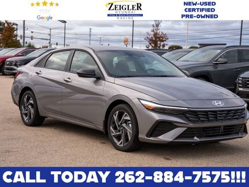 New 2025 Hyundai Elantra SEL image 1