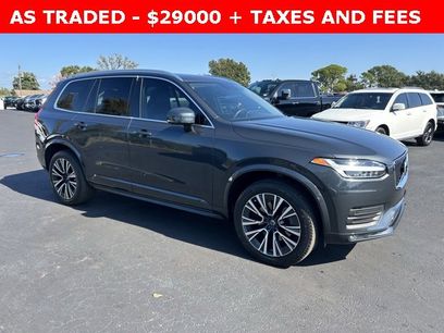Used 2022 Volvo XC90 T5 Momentum