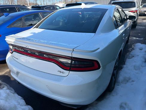 Used 2016 Dodge Charger R/T w/ Plus Group image 6