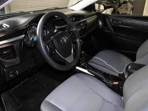 Used 2014 Toyota Corolla L FWD image 19