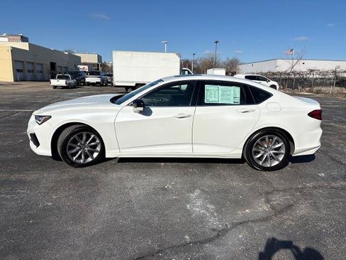 Used 2023 Acura TLX FWD image 2