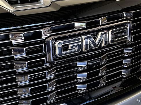 Used 2026 GMC Sierra 2500 Denali Ultimate w/ Max Trailering Package AWD/4WD image 28