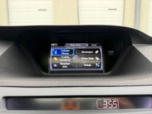 Used 2012 Acura TSX Sedan image 33