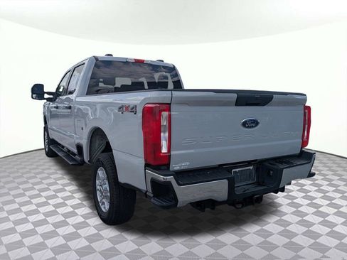 Used 2025 Ford F250 XLT image 5