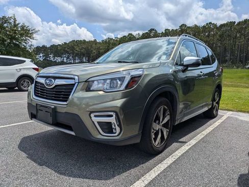 Used 2019 Subaru Forester Touring AWD/4WD image 4