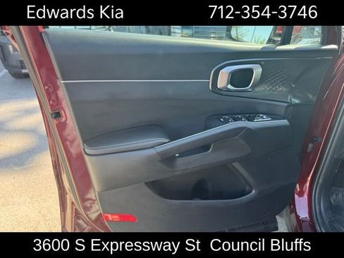 New 2025 Kia Sorento S AWD/4WD image 11