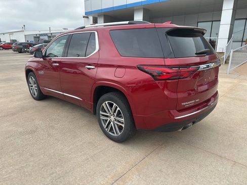 Used 2023 Chevrolet Traverse High Country AWD/4WD image 35