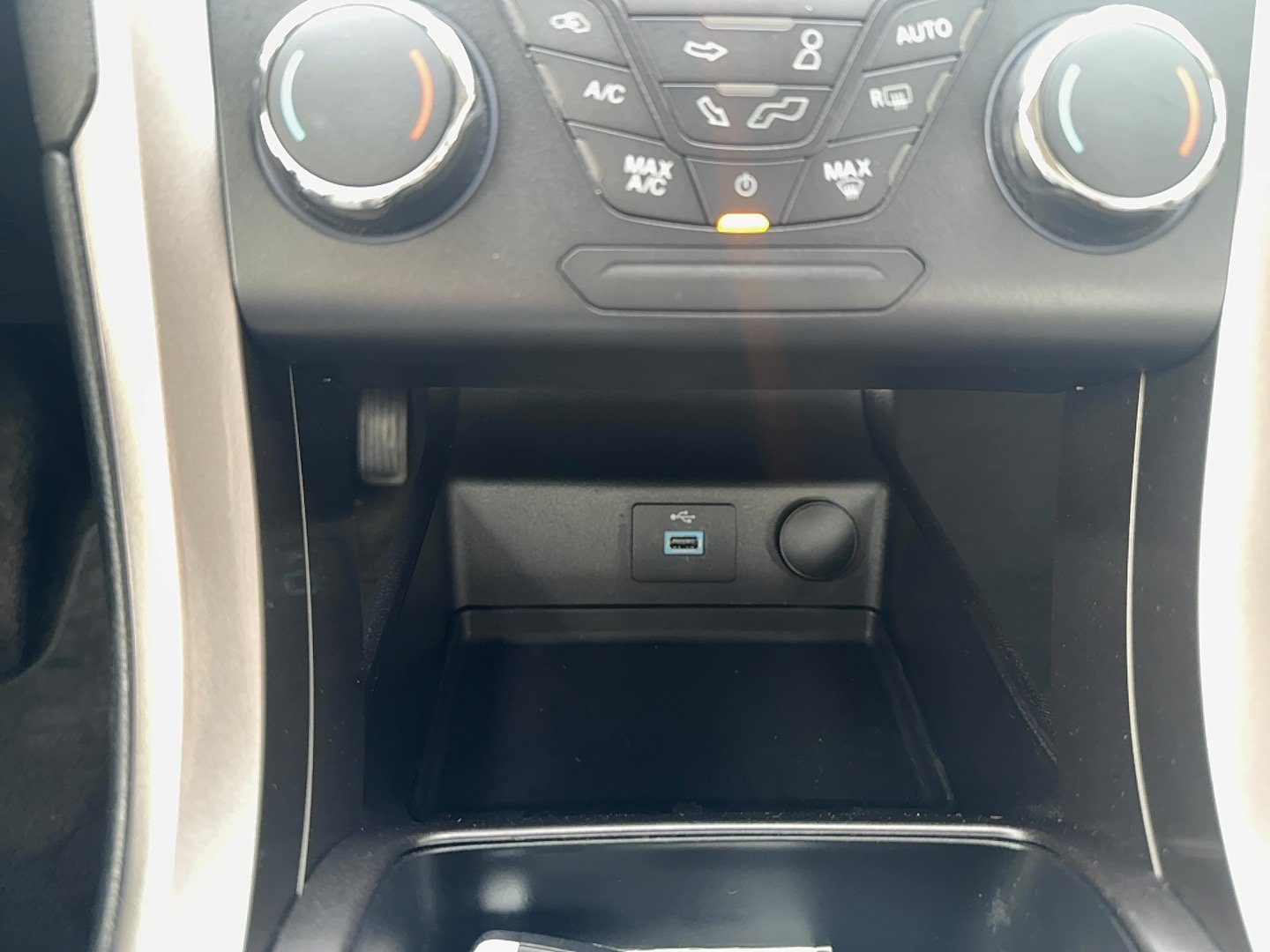 Used 2018 Ford Fusion S FWD image 25