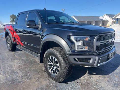 Used 2020 Ford F150 Raptor w/ Equipment Group 802A Luxury image 3