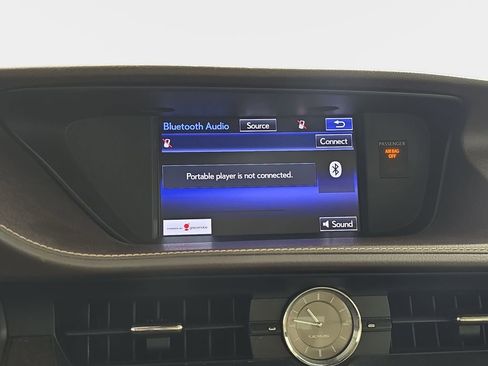 Used 2016 Lexus ES 350 w/ Luxury Package w/Wood Trim FWD image 23