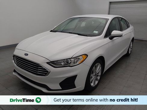 Used 2020 Ford Fusion SE image 1