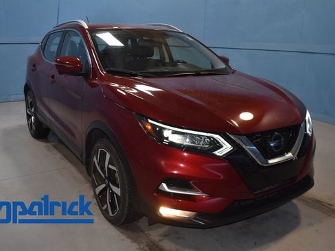 Certified 2022 Nissan Rogue Sport SL w/ Premium Package image 1