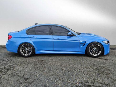 Used 2018 BMW M3 image 4