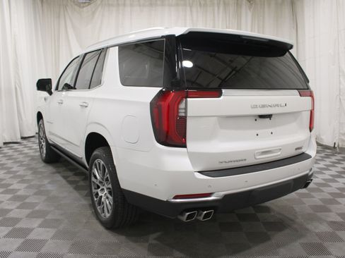 Used 2025 GMC Yukon Denali w/ Denali Reserve Package AWD/4WD image 35