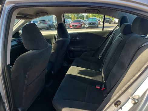 Used 2013 Honda Accord LX image 26
