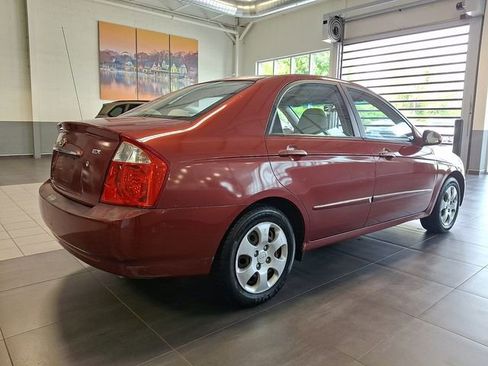 Used 2006 Kia Spectra EX FWD image 6