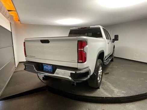 Certified 2026 Chevrolet Silverado 2500 LTZ w/ LTZ Convenience Package image 8