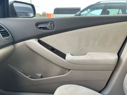 Used 2012 Nissan Altima 2.5 S w/ Convenience Pkg image 11