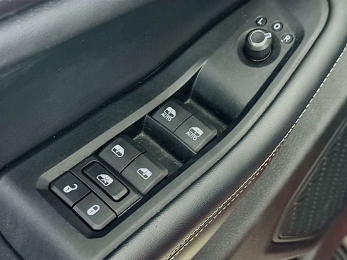 Used 2023 Jeep Grand Cherokee Altitude image 20