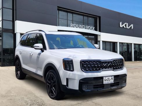 Certified 2025 Kia Telluride SX X-Line AWD/4WD image 3