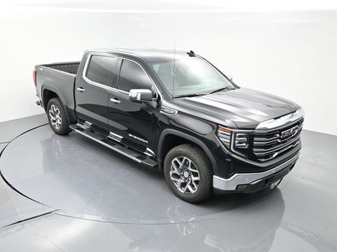 Used 2025 GMC Sierra 1500 SLT w/ SLT Premium Plus Package AWD/4WD image 18