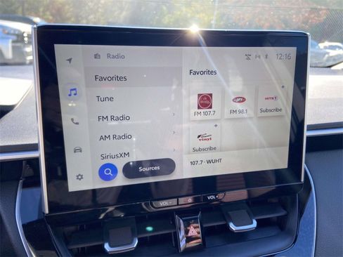 Used 2025 Toyota Corolla XSE image 18