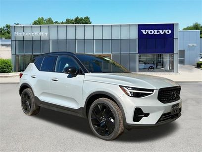 New 2026 Volvo XC40 B5 Ultra w/ Climate Package