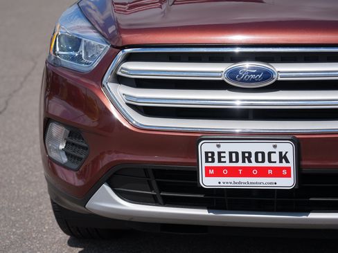 Used 2018 Ford Escape SEL AWD/4WD image 9