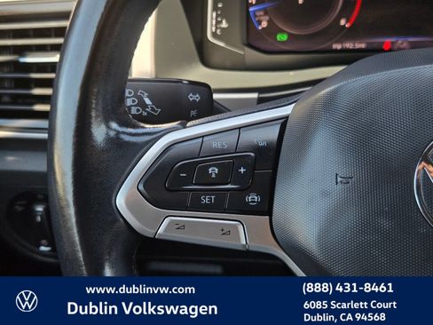 Used 2020 Volkswagen Atlas Cross Sport SEL Premium AWD/4WD image 22