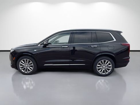Used 2023 Cadillac XT6 Premium Luxury image 6
