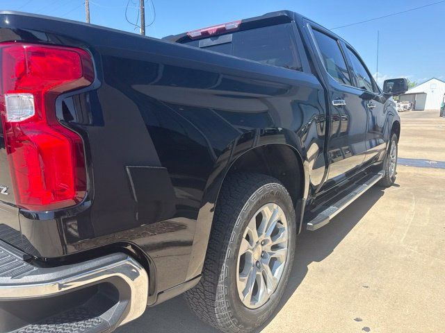 Used 2023 Chevrolet Silverado 1500 LTZ AWD/4WD image 6
