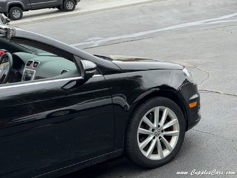 Used 2012 Volkswagen Eos Komfort FWD image 42