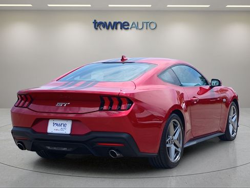 Used 2024 Ford Mustang GT Premium RWD image 5