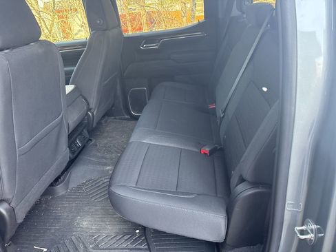 Used 2023 Chevrolet Silverado 1500 RST image 13